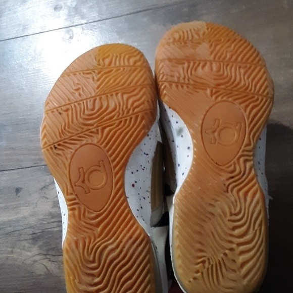 Nike Kid's KD VII GS, PBJ-WHITE/HYPER GRAPE-FUCHSIA FLSH-TM ORANGE, Youth Size 7 - Picture 12 of 16